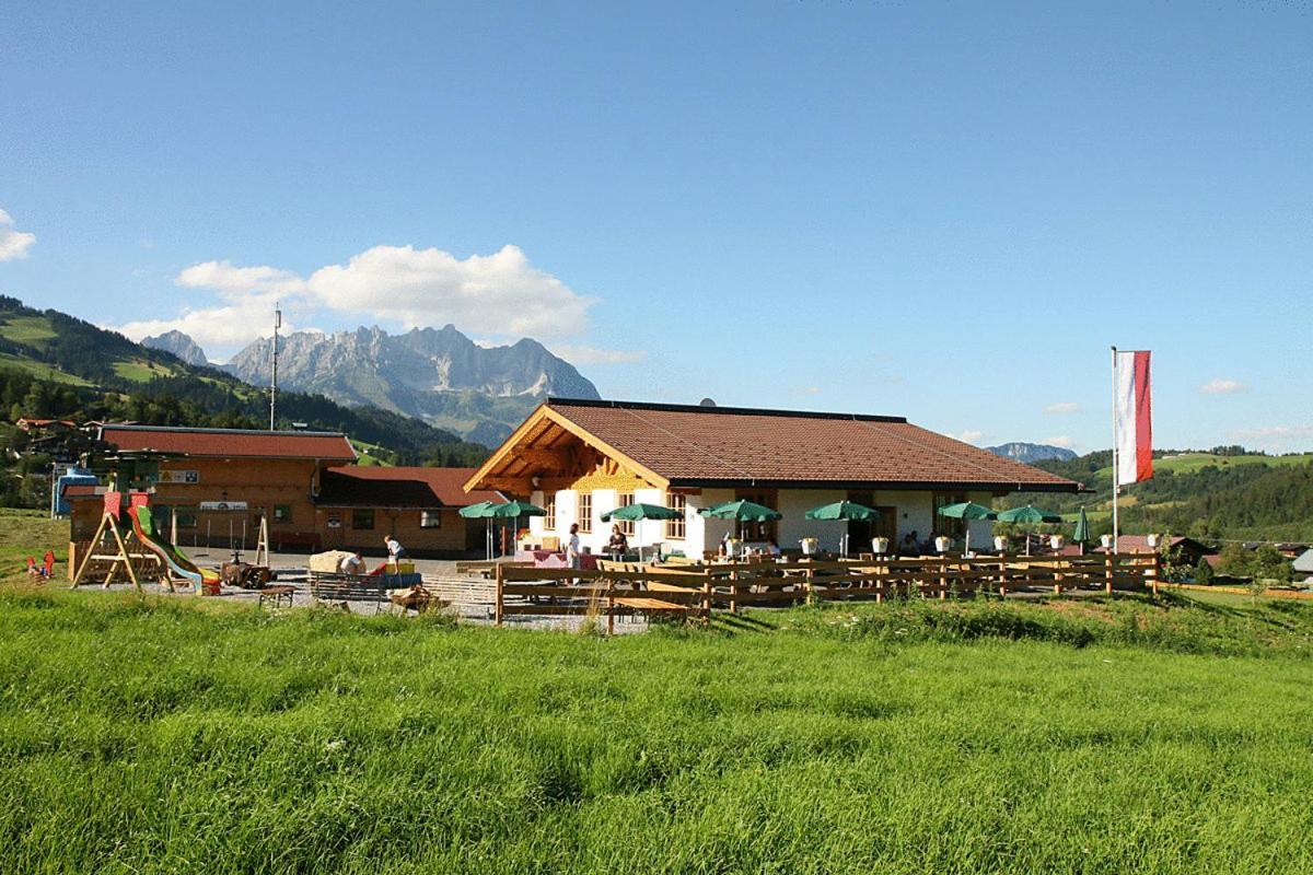 Hotel Hubertus Mit Erlebnislandgasthof Reitherwirt Kitzbühel Eksteriør bilde