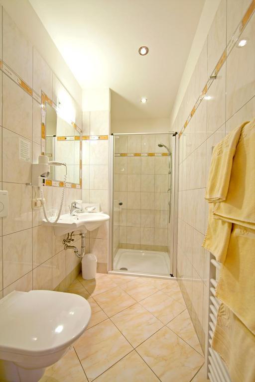 Hotel Hubertus Mit Erlebnislandgasthof Reitherwirt Kitzbühel Rom bilde